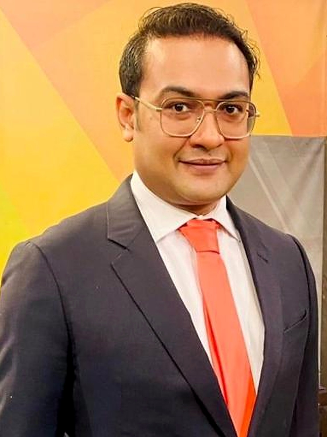Dr. Saifullah Mir, consultant ENT and rhinoplasty surgeon